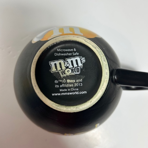 Set of 3 M&M World Ceramic Oversized mugs - Picture 5 of 9